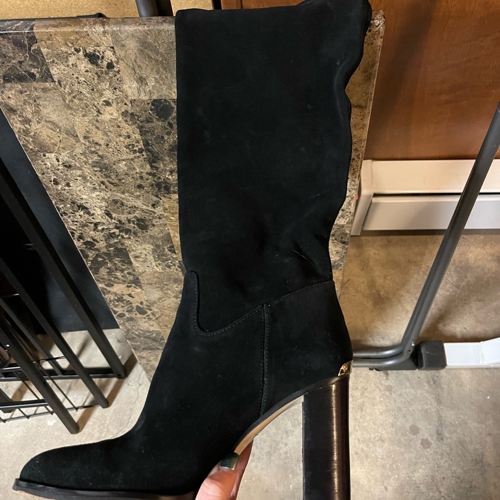 Michael Kors 9 1/2 Regina Tall Boots. Worn but in good condition.